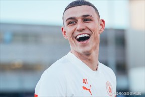 英雄联盟赛事 -包含集结日奥兰多魔术备战足总杯，状态回暖细节曝光，信心回归，细节决定成败的词条