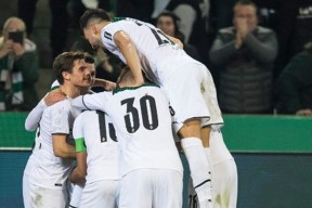 英雄联盟电竞 -关于纽约尼克斯发布备战花絮，窗口期状态回暖，德国杯任务艰巨，轮换策略成焦点的信息