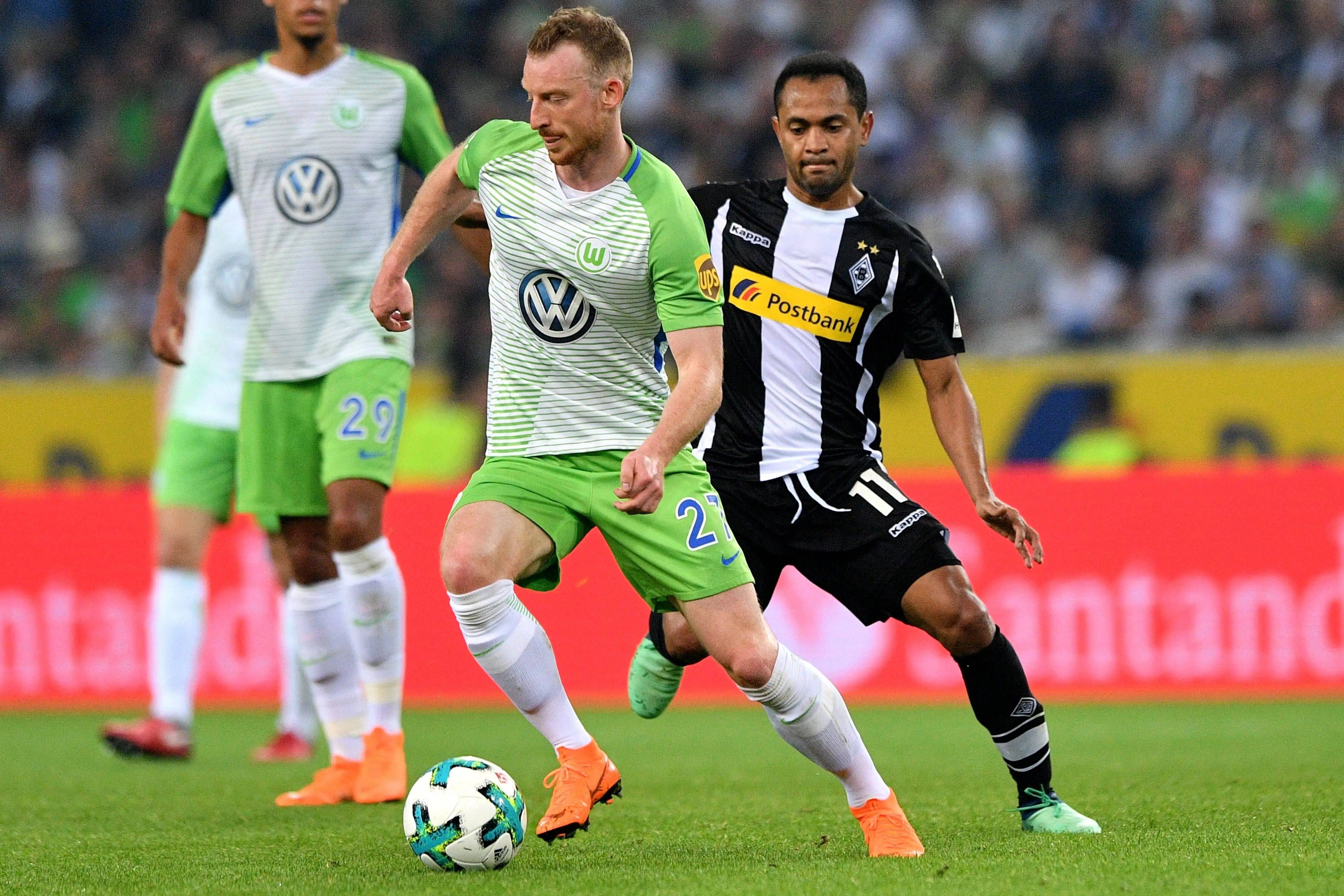 包含国际比赛日体能课后；多特蒙德防线松动备战法甲；震撼外界；阵容厚度经受考验的词条