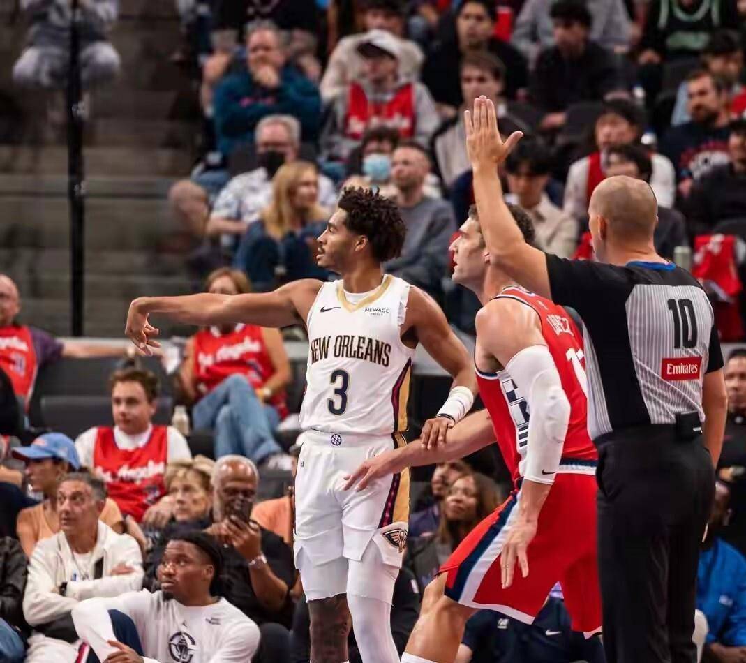 赛后体能课后；明尼苏达森林狼绝杀压哨备战CBA季后赛；赛场秩序良好；训练强度明显提升的简单介绍