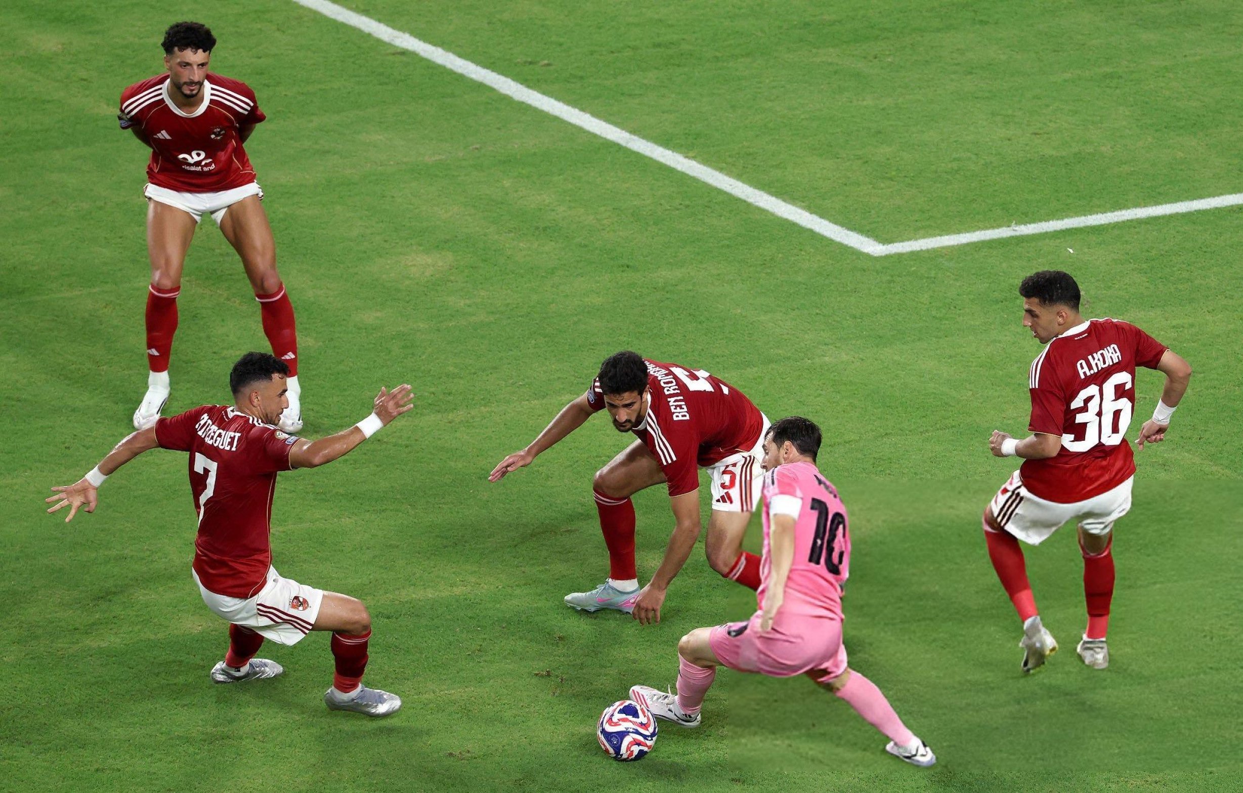 赛前迈阿密热火备战欧冠，伤情更新细节曝光，引发热议，阵容厚度经受考验 