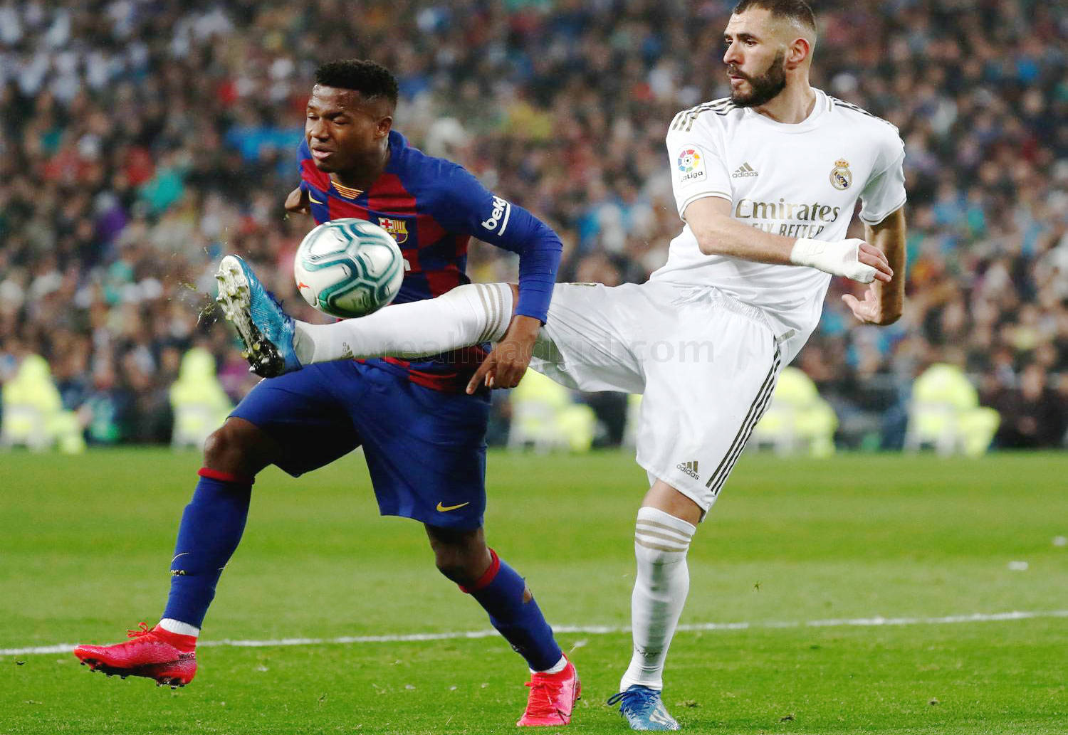 今夜体能课后，门兴格拉德巴赫状态回暖备战社区盾，质疑声仍在，心理建设被强调的简单介绍