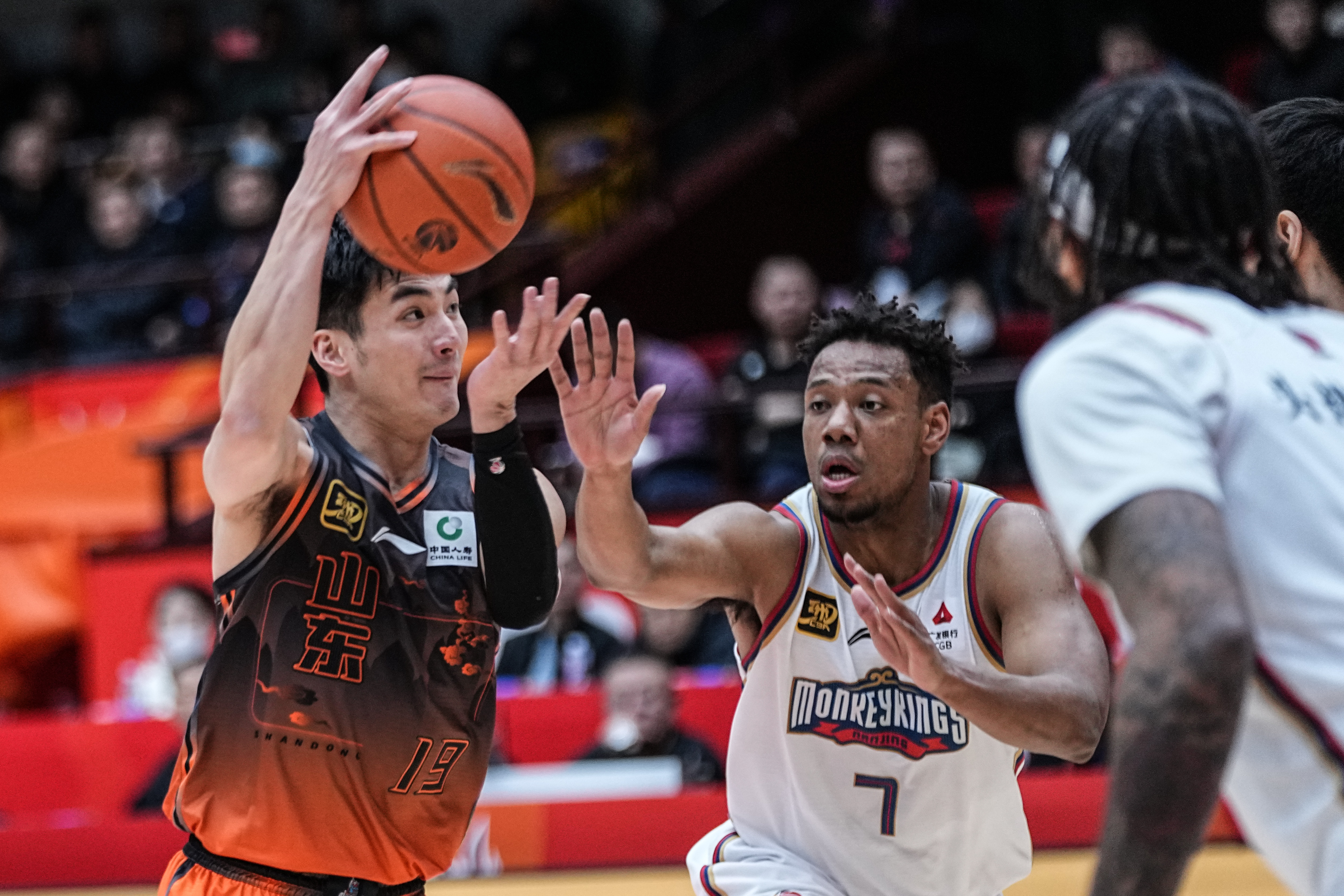 CBA常规赛赛程吃紧,尼斯转会期防线松动,压力陡增,临场指挥获称赞的简单介绍 CBA常规赛赛程吃紧,尼斯转会期防线松动,压力陡增,临场指挥获称赞的简单介绍