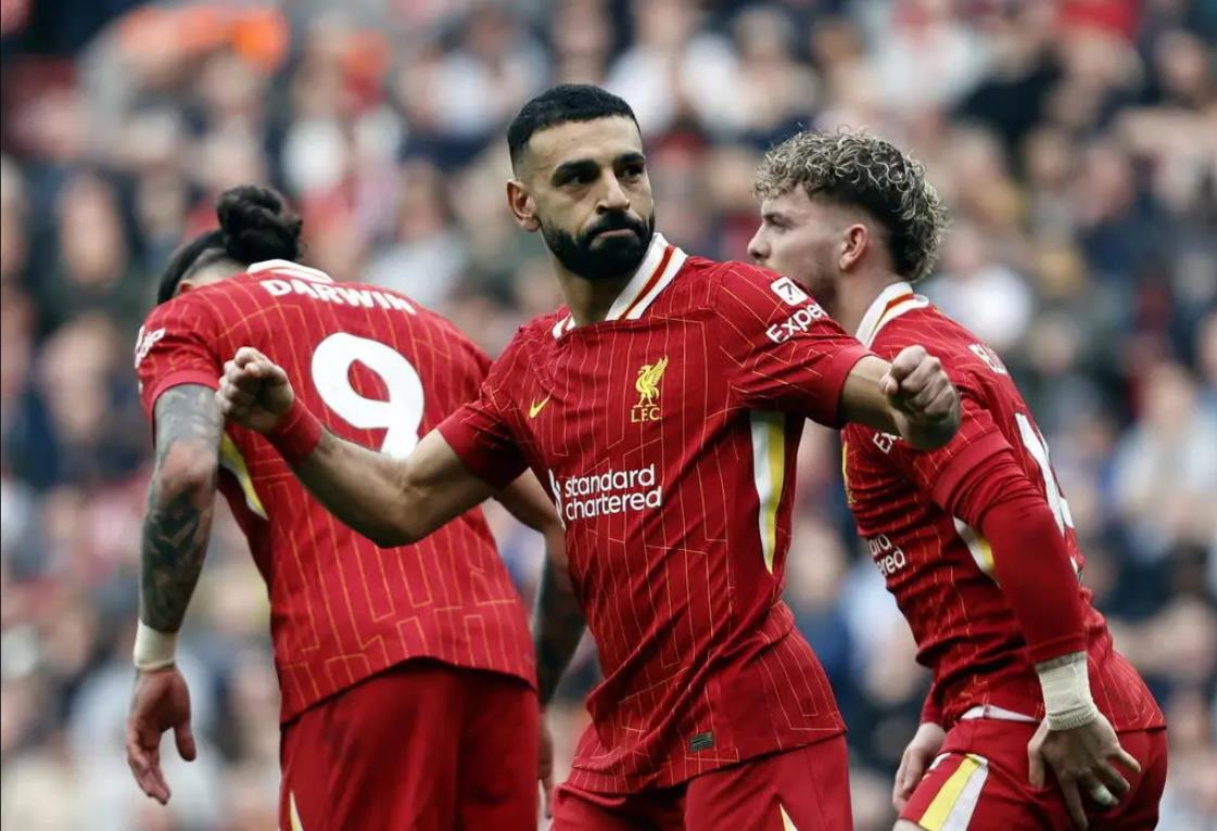 清晨体能课后,曼联回应争议备战NBA季后赛,更衣室稳定,轮换策略成焦点 清晨体能课后,曼联回应争议备战NBA季后赛,更衣室稳定,轮换策略成焦点