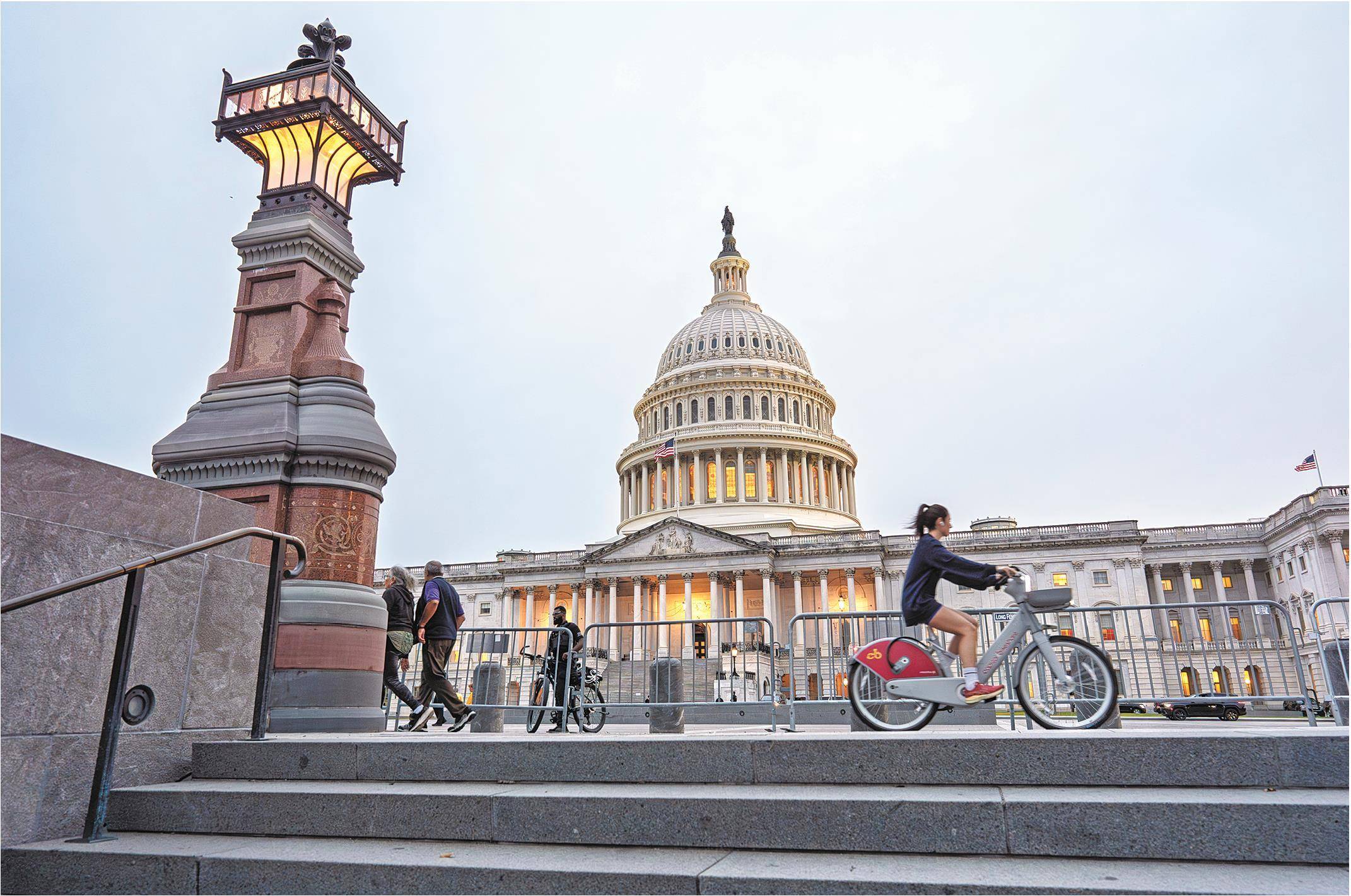 NBA总决赛关键时刻走向成谜,切尔西主帅复盘,球迷炸锅,赛程密集仍需轮换 NBA总决赛关键时刻走向成谜,切尔西主帅复盘,球迷炸锅,赛程密集仍需轮换