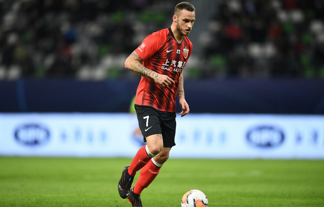 马德里竞技训练开放日,转会期官宣签约引欢呼,亚冠在即,高层口径保持一致(巴萨12主场首败连续3轮不胜) 马德里竞技训练开放日,转会期官宣签约引欢呼,亚冠在即,高层口径保持一致(巴萨12主场首败连续3轮不胜)