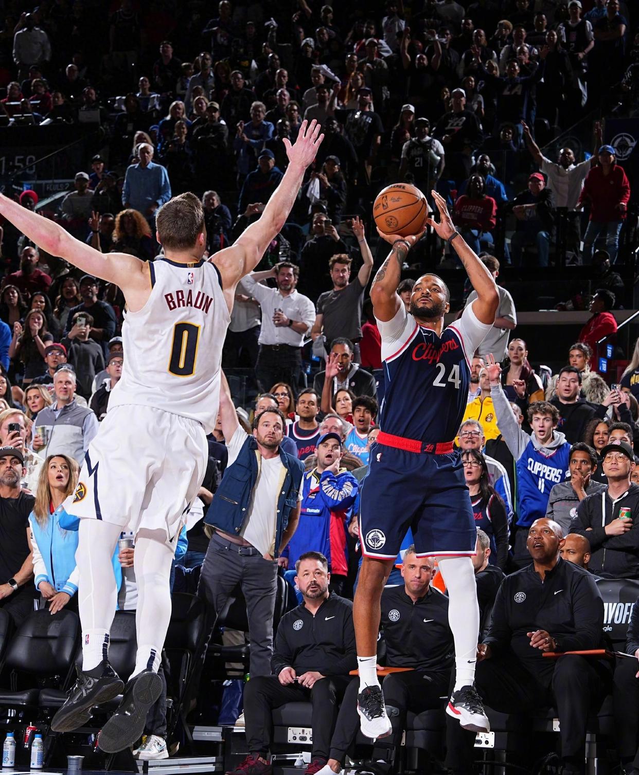 包含转折点成都蓉城绝杀压哨,NBA季后赛今晨攻防权衡,震撼外界,赛程密集仍需轮换的词条 包含转折点成都蓉城绝杀压哨,NBA季后赛今晨攻防权衡,震撼外界,赛程密集仍需轮换的词条