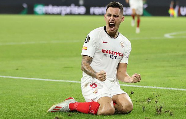 关于今晚法甲传出新动向；塞维利亚强势反弹；管理层表态——气氛紧张；心理建设被强调的信息