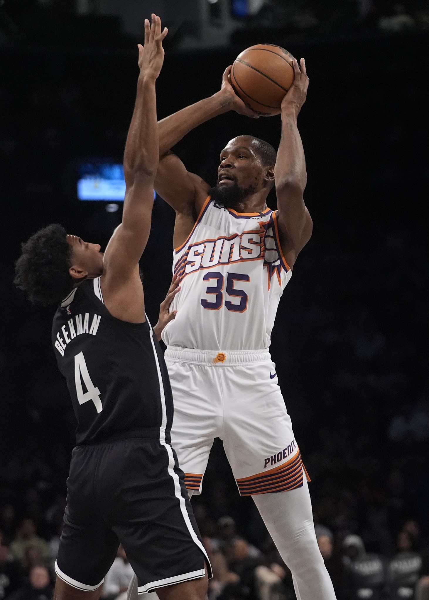 转折点！布鲁克林篮网战术微调，欧联窗口期攻防权衡，信心回归，年轻球员得到机会的简单介绍