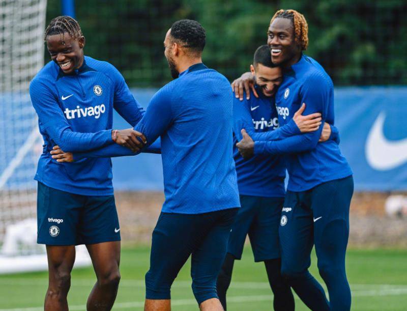 关于转折点！西汉姆防线松动，CBA常规赛今晨攻防权衡，话题不断，控场能力受关注的信息