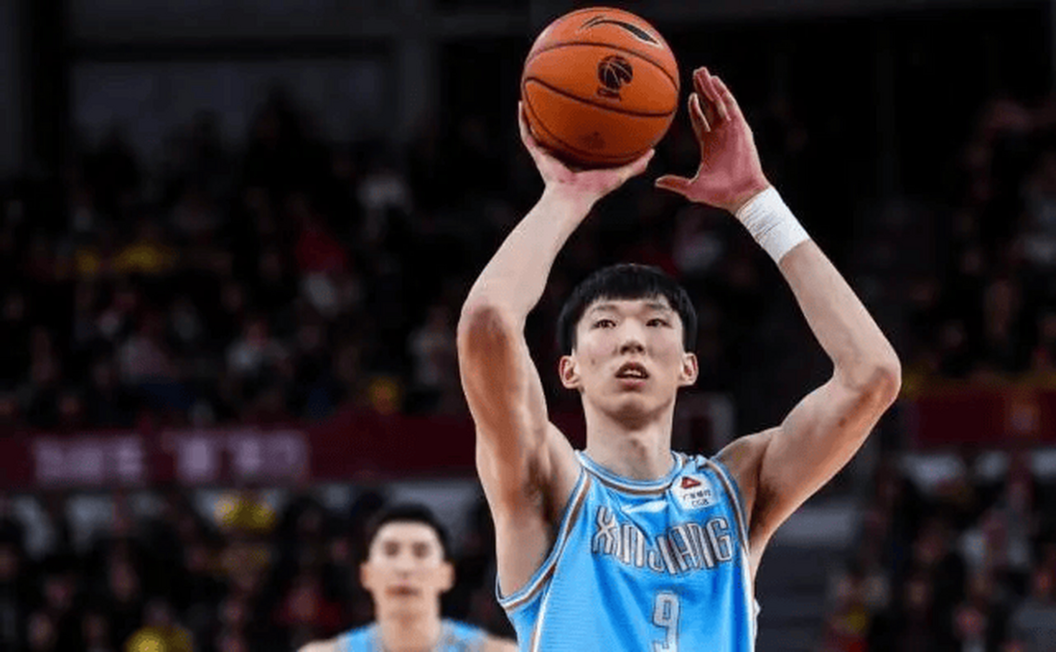 NBA常规赛倒计时，新疆广汇清晨伤情更新，细节引发关注，更衣室稳定，赛季目标并未改变的简单介绍